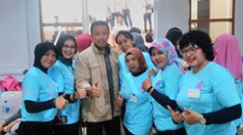 Pengurus dan pelatih ILDI Sidoarjo bersama Menpora Imam Nahrawi