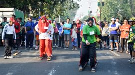 Babak final lomba terompah panjang putri dimenangkan Komunitas Nimas Putri Sabdojati