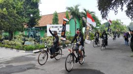 Anggota ROS memimpin rombongan dibaris depan, diikuti Ketua KOSTI Sidoarjo Ari Bayasi dibaris kedua