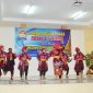 Peserta lomba paduan suara tidak hanya menampilkan suara yang terbaik, tapi juga penampilan yang ciamik