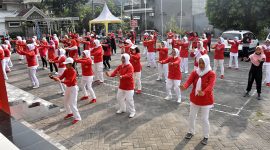 Klub Senam Tera Indonesia Delta Pertiwi senam bersama warga