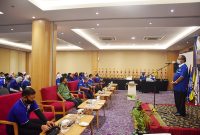 Ketua Umum FORMI Kab. Sidoarjo H. MG. Hadi Sutjipto, S.H., M.M., memberikan semangat kepada klub dan komunitas binaan FORMI Kab. Sidoarjo dalam sambutannya