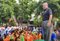 Hayono Isman memberi sambutan pada kunjungan kerjanya di KOM Kelurahan Magersari, Rabu (6/12/2023).
