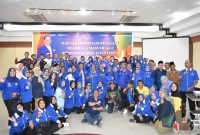 Penggiat olahraga masyarakat dari COOM, komunitas, kampung olahraga masyarakat binaan KORMI Kabupaten Sidoarjo yang mengikuti rapat koordinasi bersama pengurus KORMI Kabupaten Sidoarjo dan KORMI Provinsi Jawa Timur.