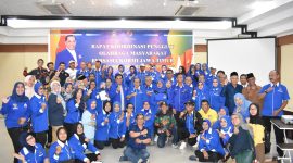 Penggiat olahraga masyarakat dari COOM, komunitas, kampung olahraga masyarakat binaan KORMI Kabupaten Sidoarjo yang mengikuti rapat koordinasi bersama pengurus KORMI Kabupaten Sidoarjo dan KORMI Provinsi Jawa Timur.