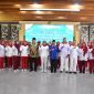Ketua Umum KORMI Kabupaten Sidoarjo H. MG. Hadi Sutjipto, S.H., M.M. (kemeja biru), Asisten Administrasi Umum Setda Sidoarjo dr. Atok Irawan, Ketua Yayasan Jantung Indonesia Cabang Sidoarjo dr. Hj. Sriatun, Direktur RSUD Sidoarjo Barat dr. Abdillah Segaf Al Hadad bersama pengurus KJS Lokasi Desa yang telah dikukuhkan.