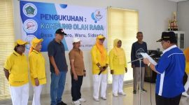 Ketua Umum KORMI Kab. Sidoarjo MG Hadi Sutjipto mengukuhkan Pengurus Kampung Olahraga Masyarakat Desa Wedoro.