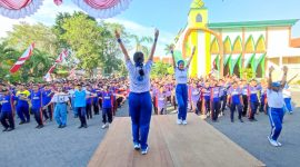 Senam asma bersama ratusan siswa SMKN 3 Buduran.
