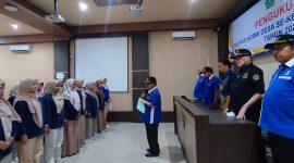 Ketua Umum KORMI Kabupaten Sidoarjo MG. Hadi Sutjipto mengukuhkan pengurus KOM se-Kecamatan Tulangan