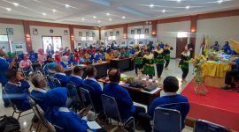 Suasana Rakerda dengan penampilan Senam Udang Bandeng