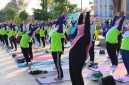 Yoga bersama 155 anggota Markandeya Yoga Indonesia Cabang Sidoarjo.