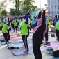 Yoga bersama 155 anggota Markandeya Yoga Indonesia Cabang Sidoarjo.