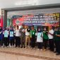 Pengurus KORMI, KOM, Camat Waru, Kades Kureksari, berfoto bersama. 